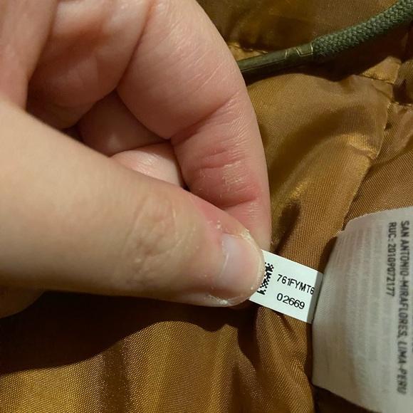 American Eagle Coat - Picture 7 of 9